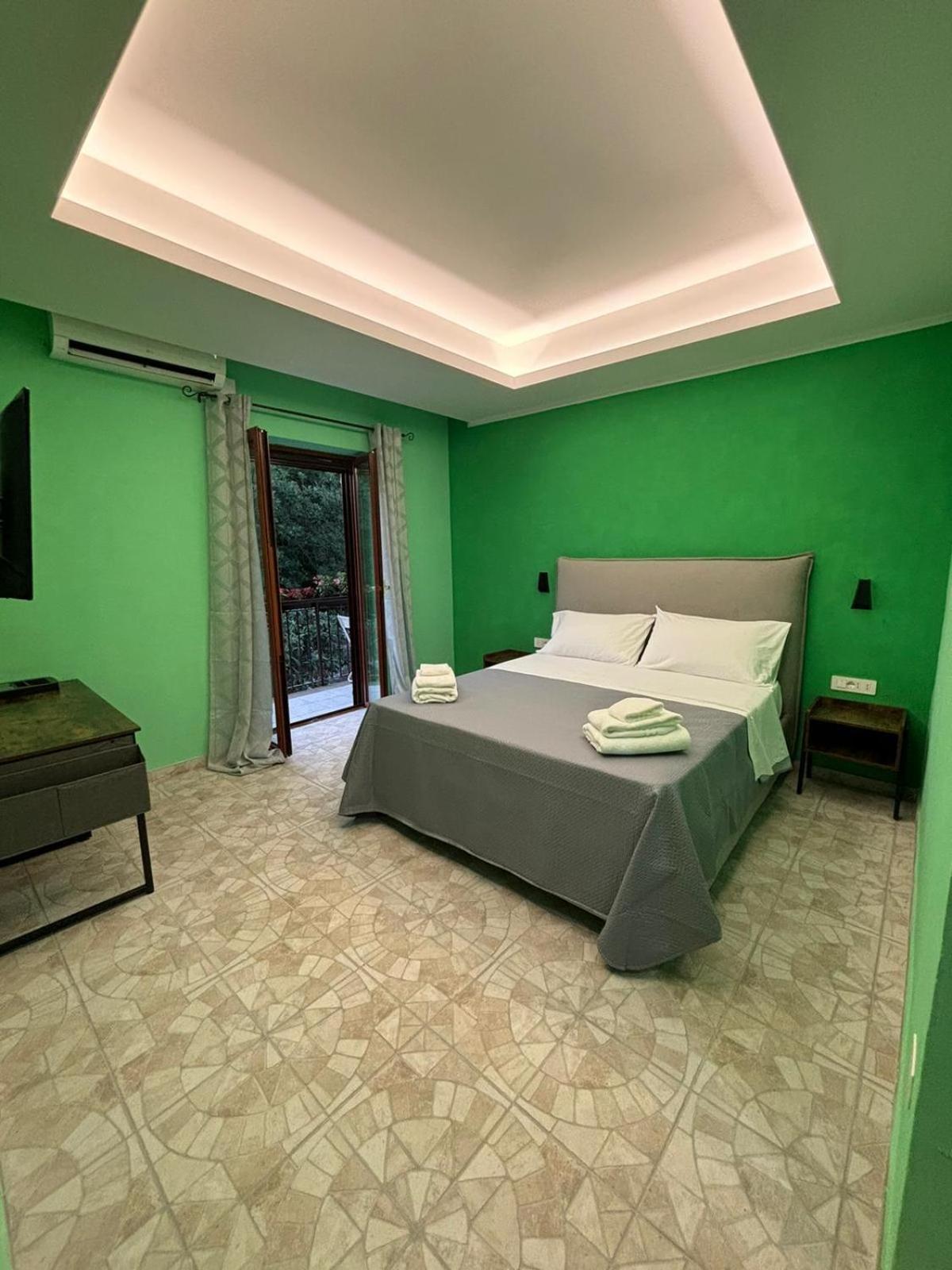 Domus Arco Romano Guest House Itri Extérieur photo