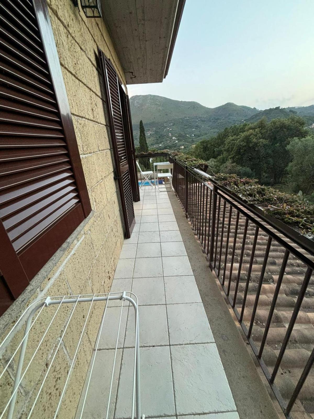 Domus Arco Romano Guest House Itri Extérieur photo