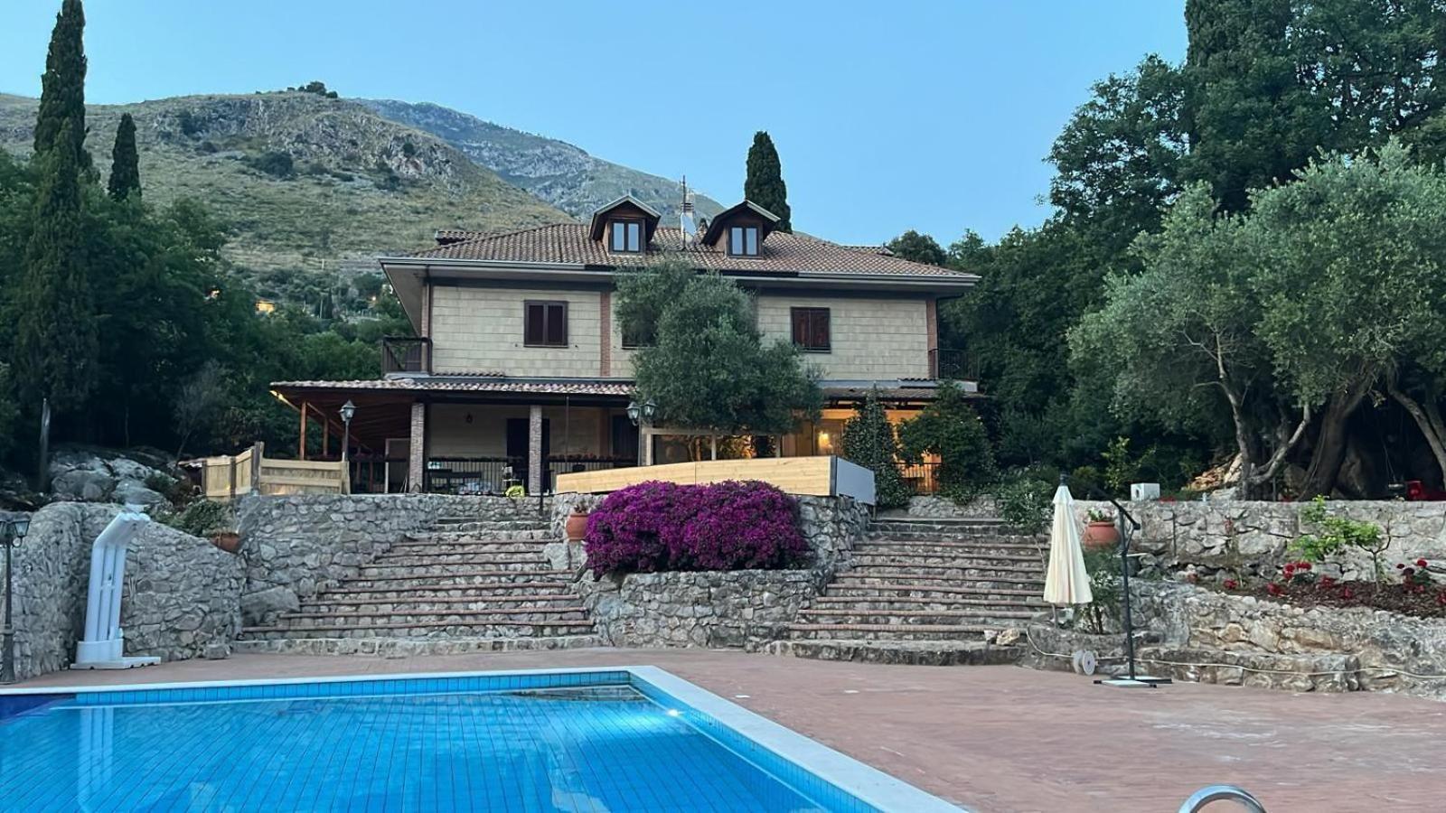 Domus Arco Romano Guest House Itri Extérieur photo