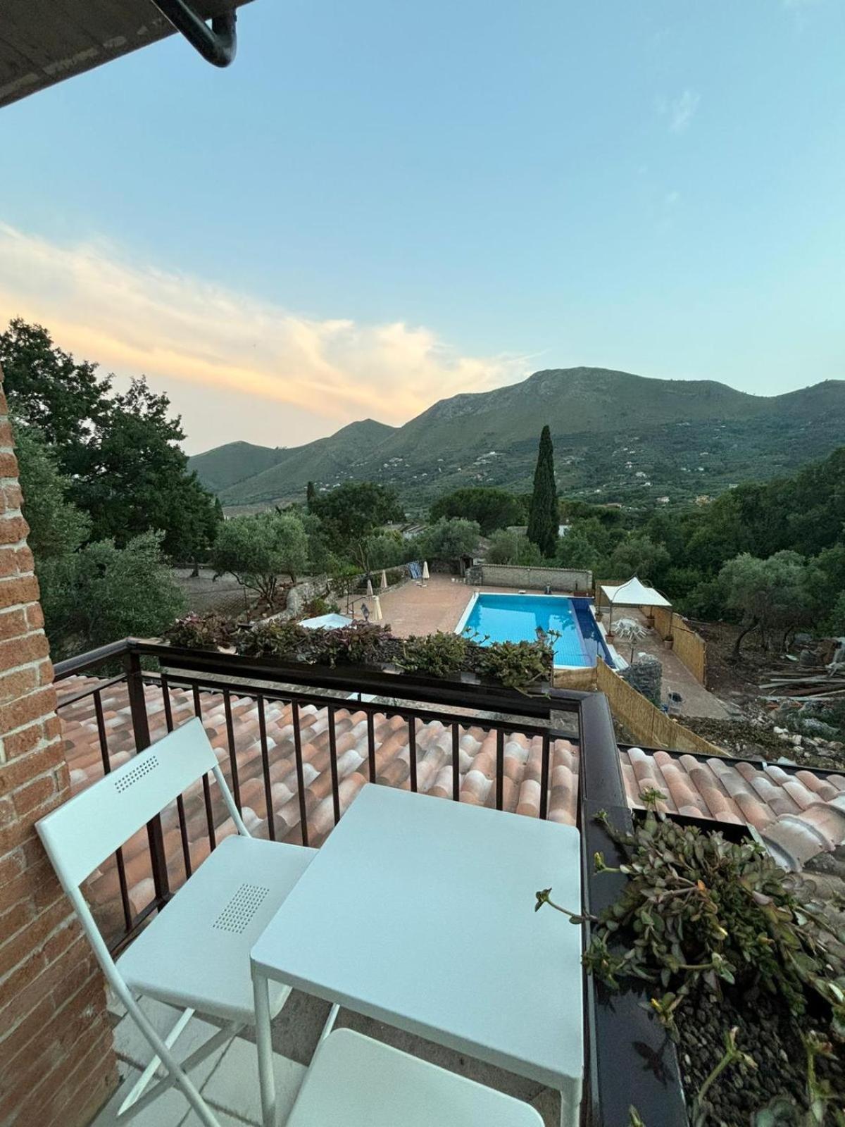 Domus Arco Romano Guest House Itri Extérieur photo